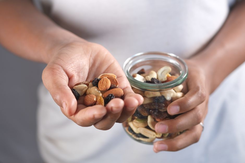 Trail Snacks That Survive the Backpack and the Picky Eater